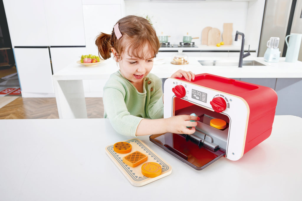 Hape My Baking Oven with Magic Cookies